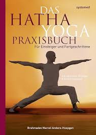 Hatha-Yoga: Praktisk Handbok för Nybörjare och Erfaren